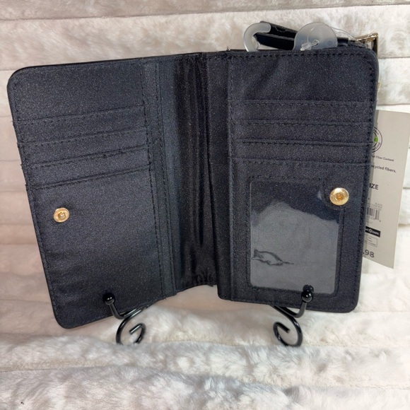 No Boundaries NWT Black Women's Wristlet Wallet - Picture 2 of 7